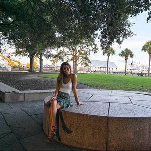 Meet your Posher, Paula